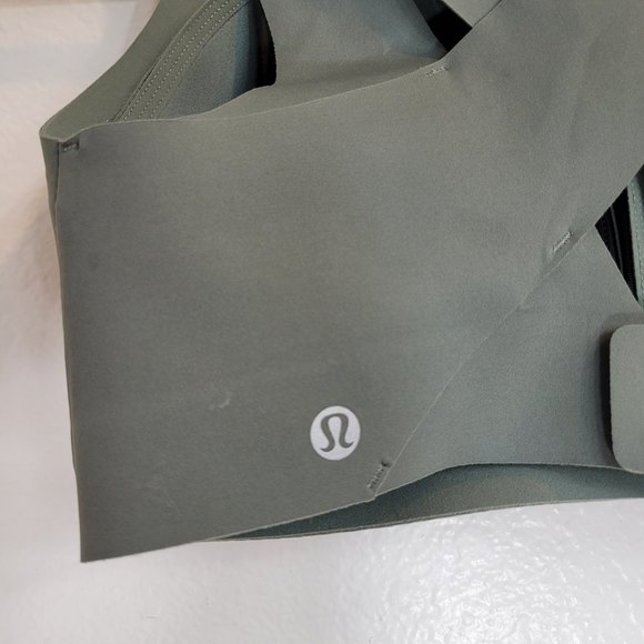 Olive Lululemon Seamless Sports Bra - Picture 4 of 4